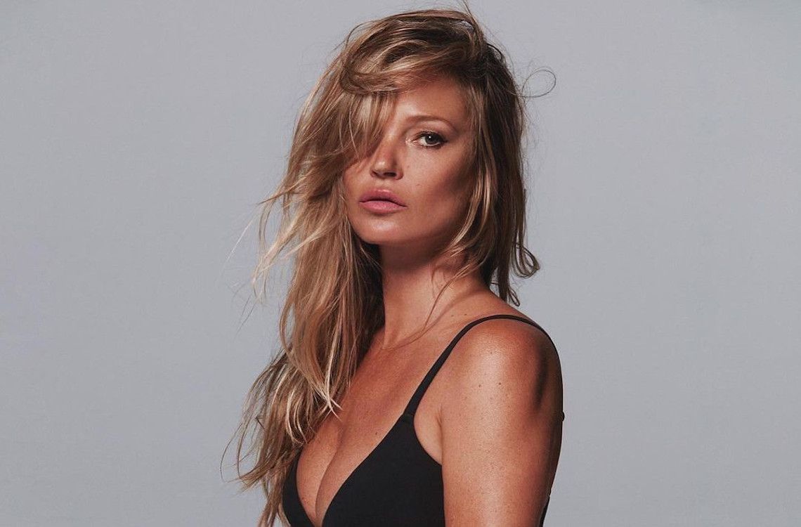 The 6 Most Outstanding Runway Moments of Supermodel Kate Moss